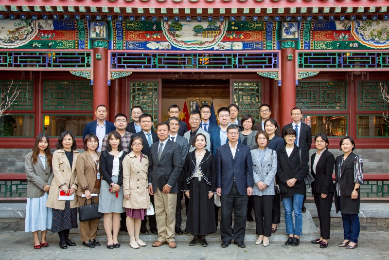 Hague Seminar Photo 1 (2).jpg